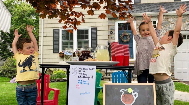 Roberts Lemonade Stand